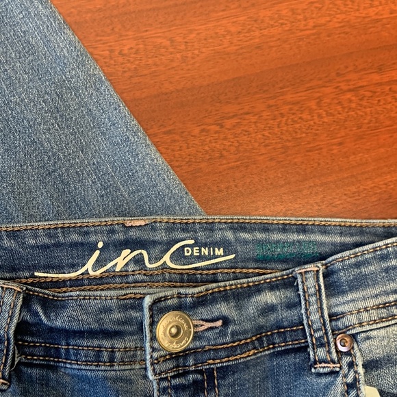 Jeans - Picture 6 of 7